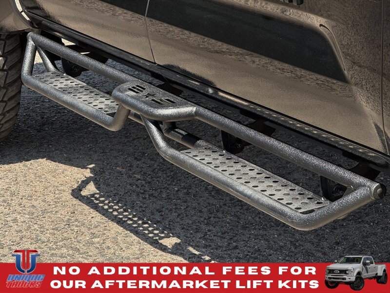 Used 2025 Toyota Tundra Limited w/ TRD Off-Road Package AWD/4WD image 11