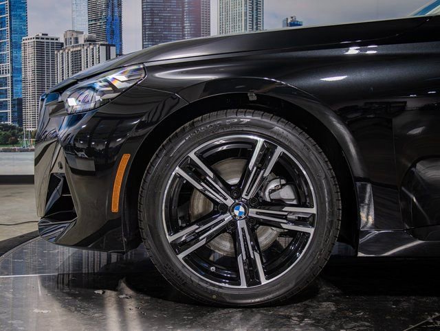 Used 2026 BMW 230i xDrive Coupe w/ M Sport Package image 7