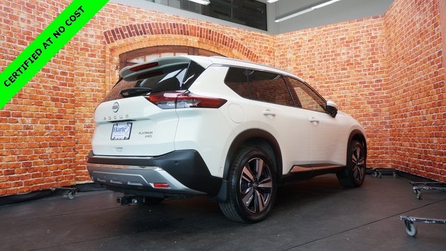 Used 2022 Nissan Rogue Platinum w/ Head-Up Display Package image 7