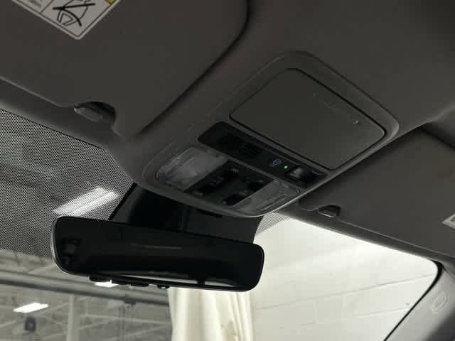 Certified 2020 Honda Pilot Touring image 21