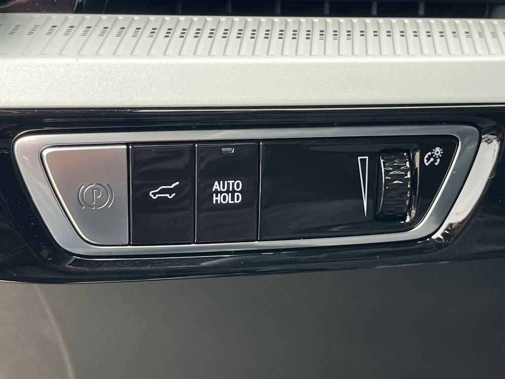 New 2026 Cadillac Optiq Sport 2 image 27