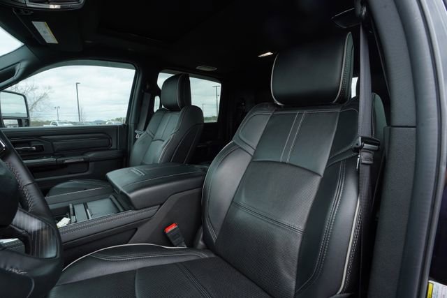 Used 2024 RAM 2500 Limited image 35