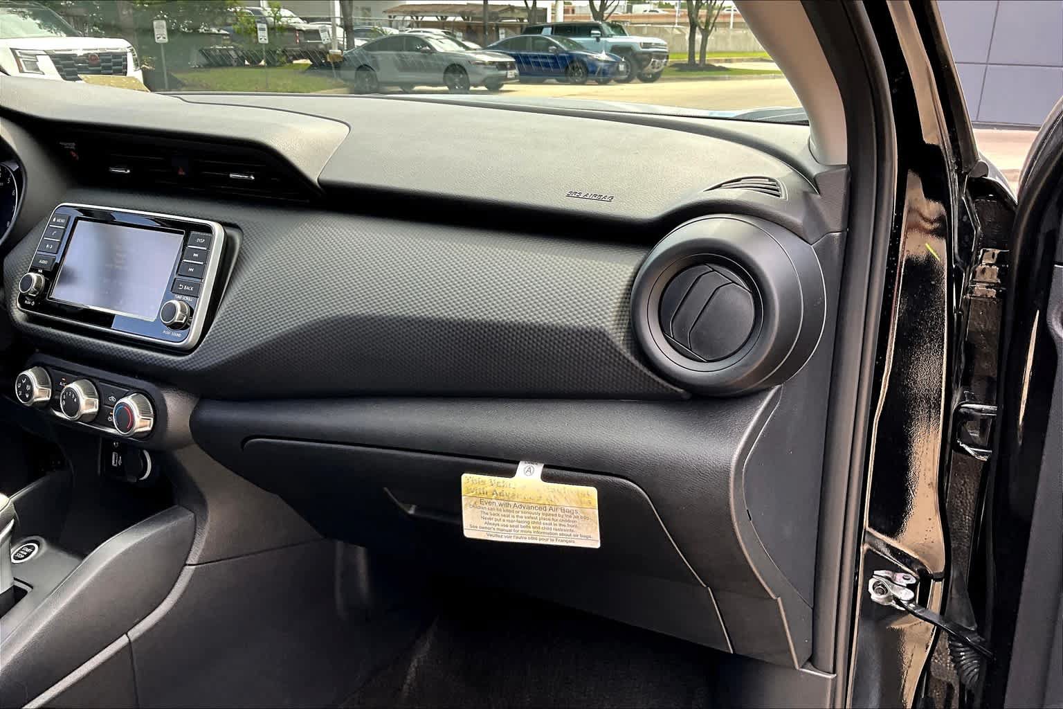 Certified 2024 Nissan Kicks S FWD image 17
