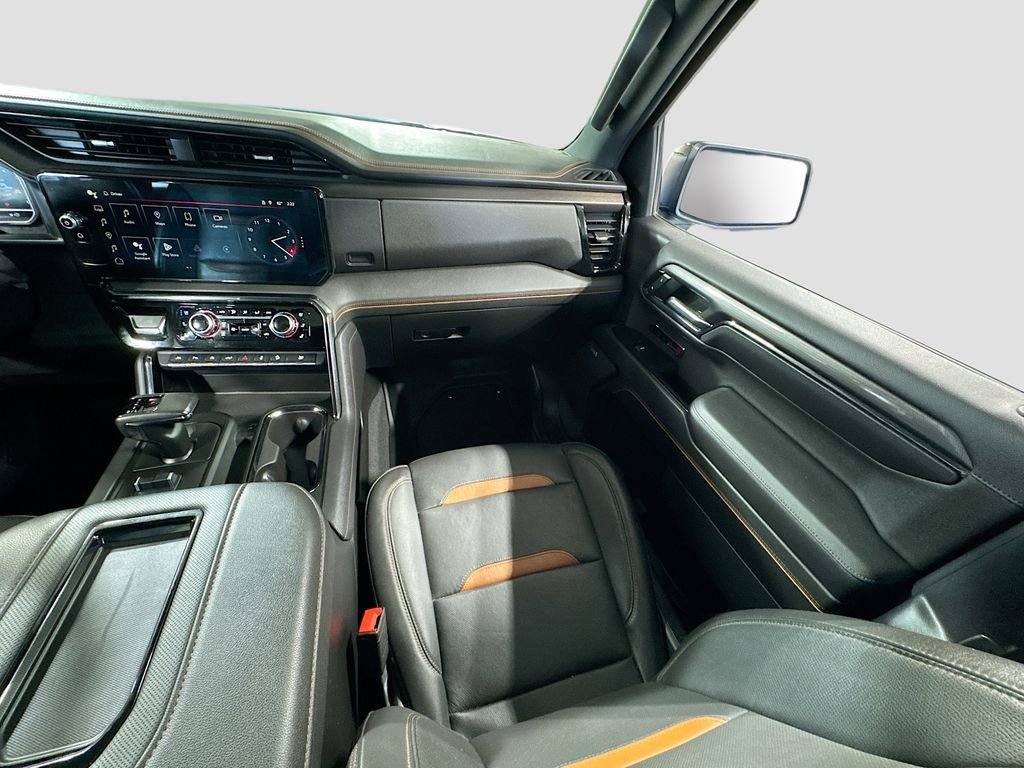Used 2022 GMC Sierra 1500 AT4 w/ Technology Package AWD/4WD image 19