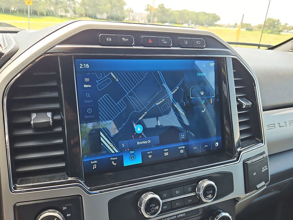 Used 2022 Ford F350 Lariat w/ Tremor Off-Road Package image 25