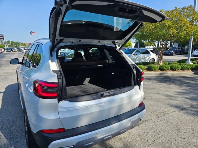 Used 2019 BMW X5 xDrive40i w/ Convenience Package AWD/4WD image 39