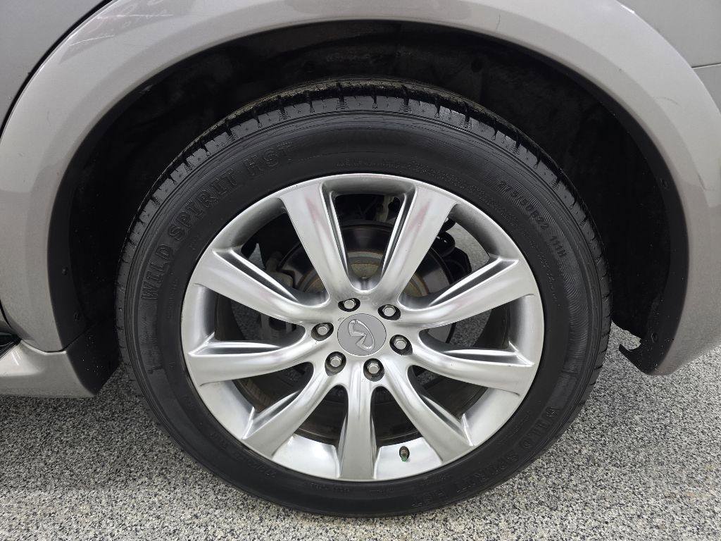 Used 2014 INFINITI QX80 2WD w/ Theater Package image 35