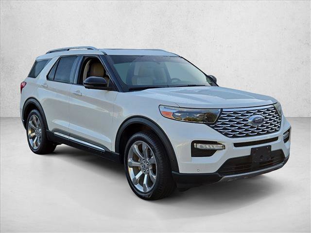 Used 2020 Ford Explorer Platinum w/ Premium Technology Package AWD/4WD image 3