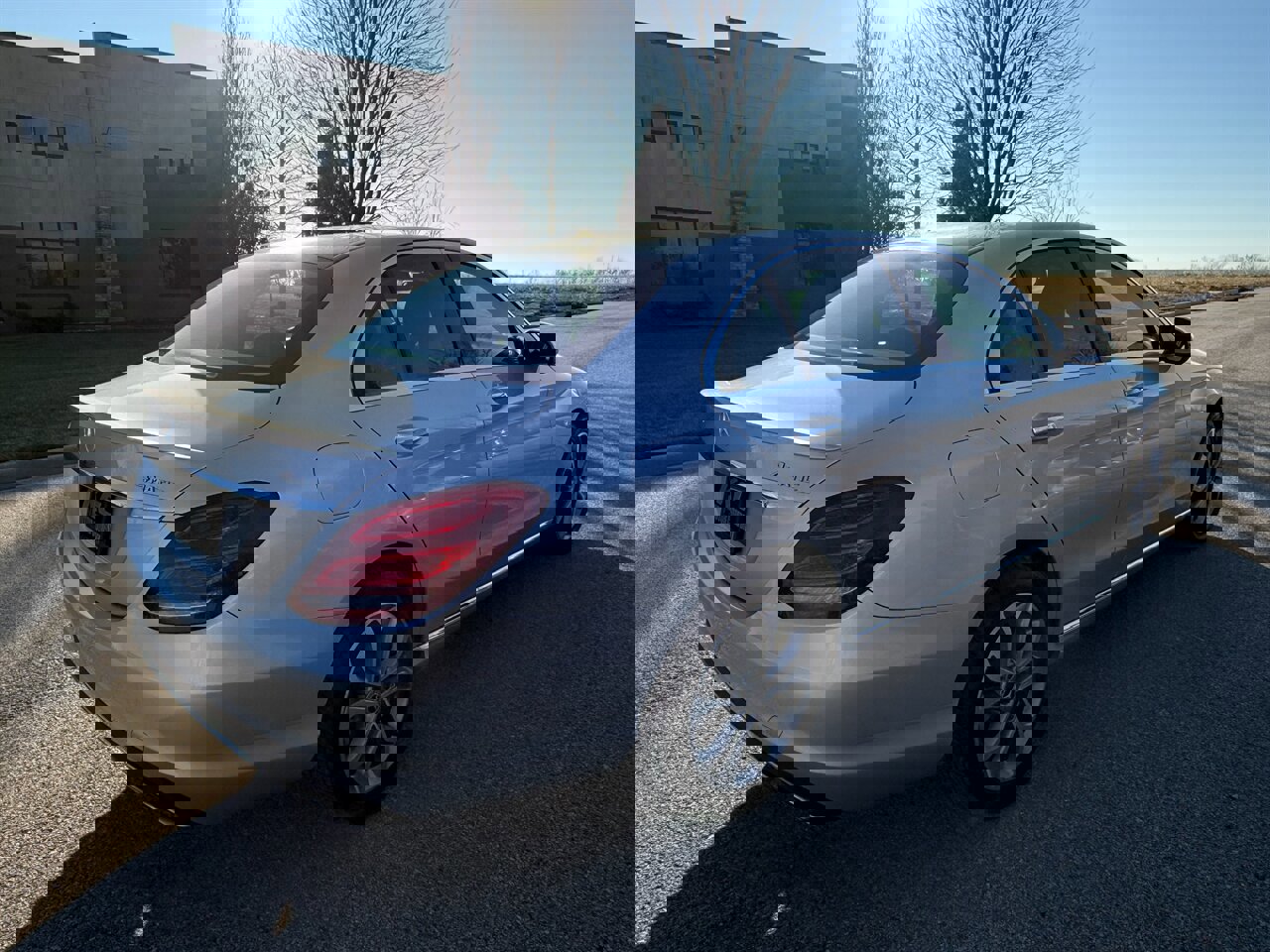 Used 2017 Mercedes-Benz C 300 4MATIC Sedan image 6