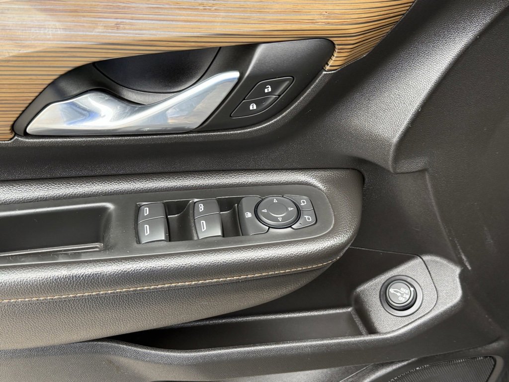 Used 2019 GMC Terrain SLE w/ Driver Convenience Package image 10