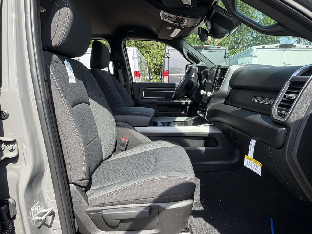 New 2026 RAM 2500 Big Horn AWD/4WD image 9