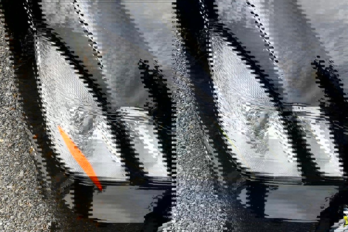 Used 2011 Mercedes-Benz E 350 4MATIC Sedan image 30