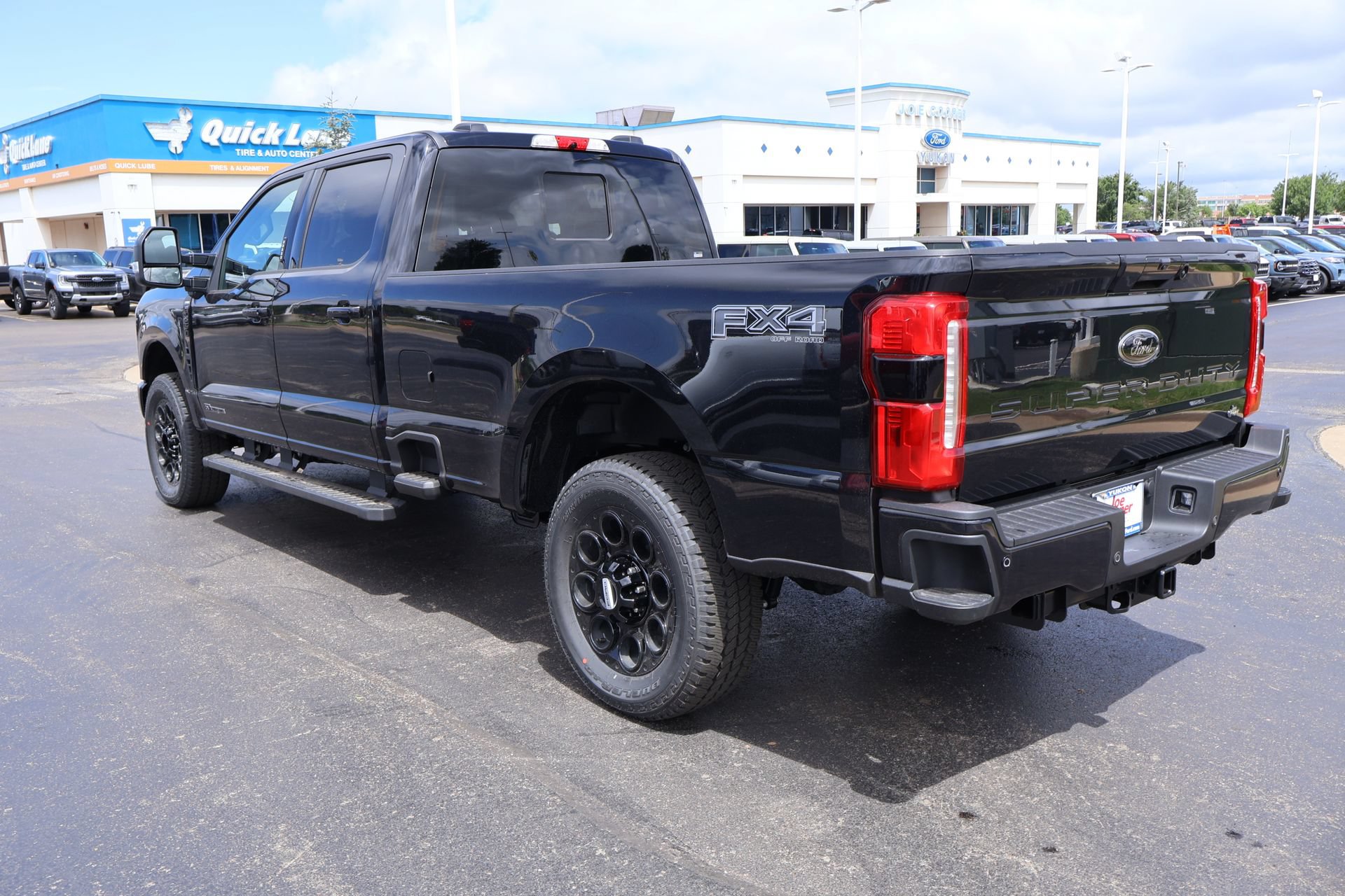 New 2026 Ford F350 Lariat w/ Black Appearance Package AWD/4WD image 23