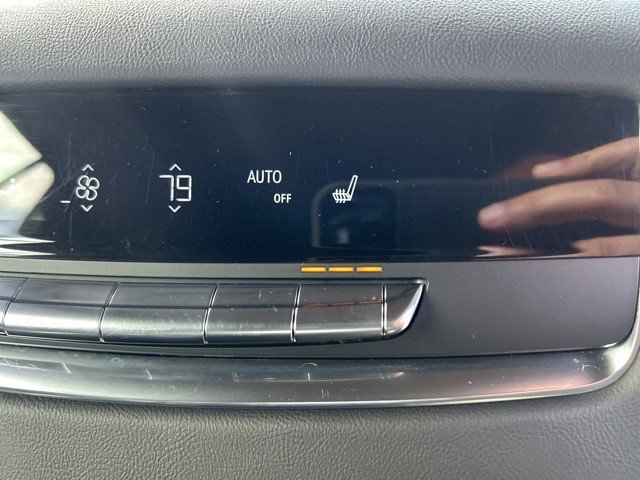 Certified 2023 Cadillac Escalade Premium Luxury image 25