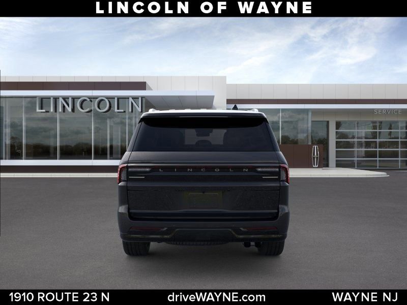 New 2026 Lincoln Navigator Reserve AWD/4WD image 6