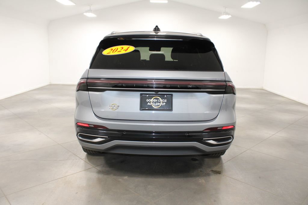 Used 2024 Lincoln Nautilus Reserve image 8