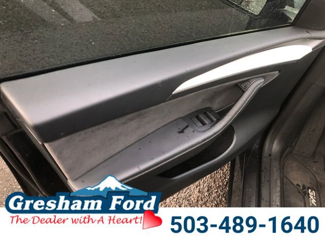 Used 2024 Tesla Model Y Performance image 12