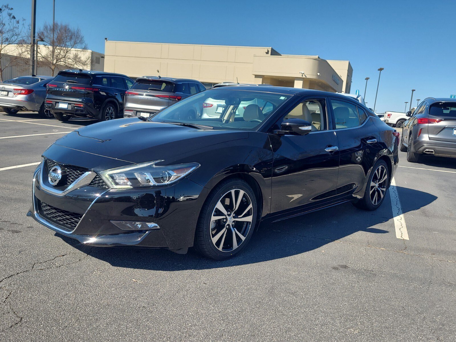 Used 2018 Nissan Maxima Platinum image 1