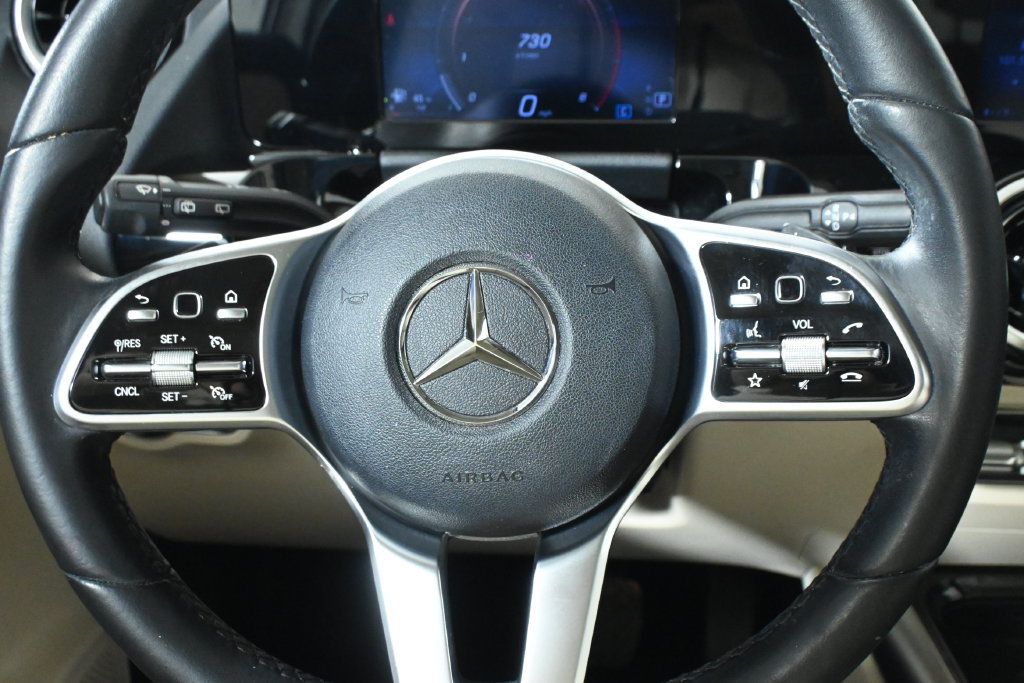 Used 2021 Mercedes-Benz GLA 250 4MATIC image 19