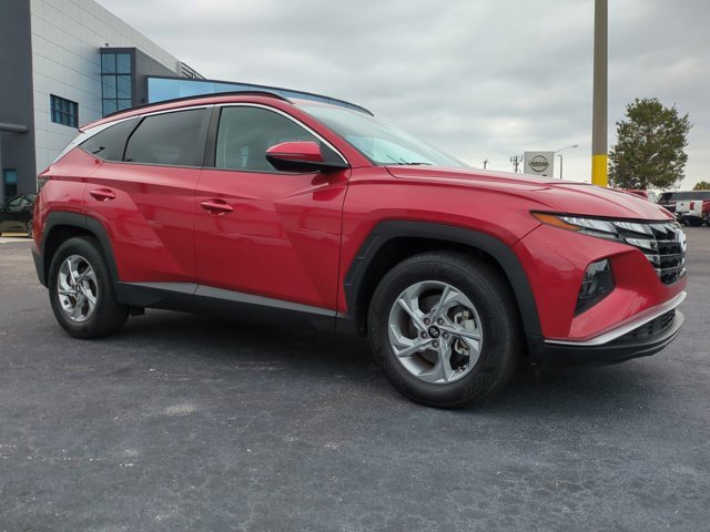 Used 2023 Hyundai Tucson SEL image 2