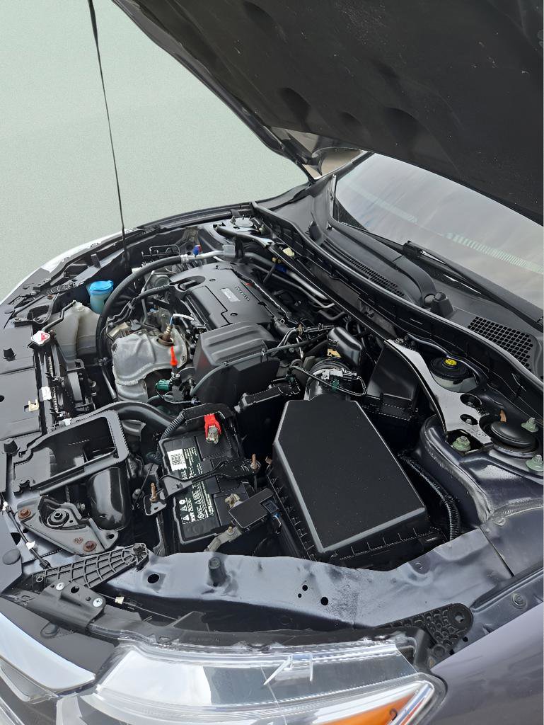 Used 2016 Honda Accord EX image 8