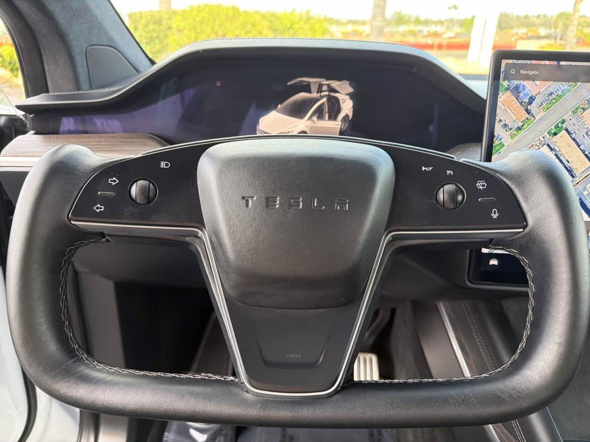 Used 2023 Tesla Model X AWD/4WD image 34