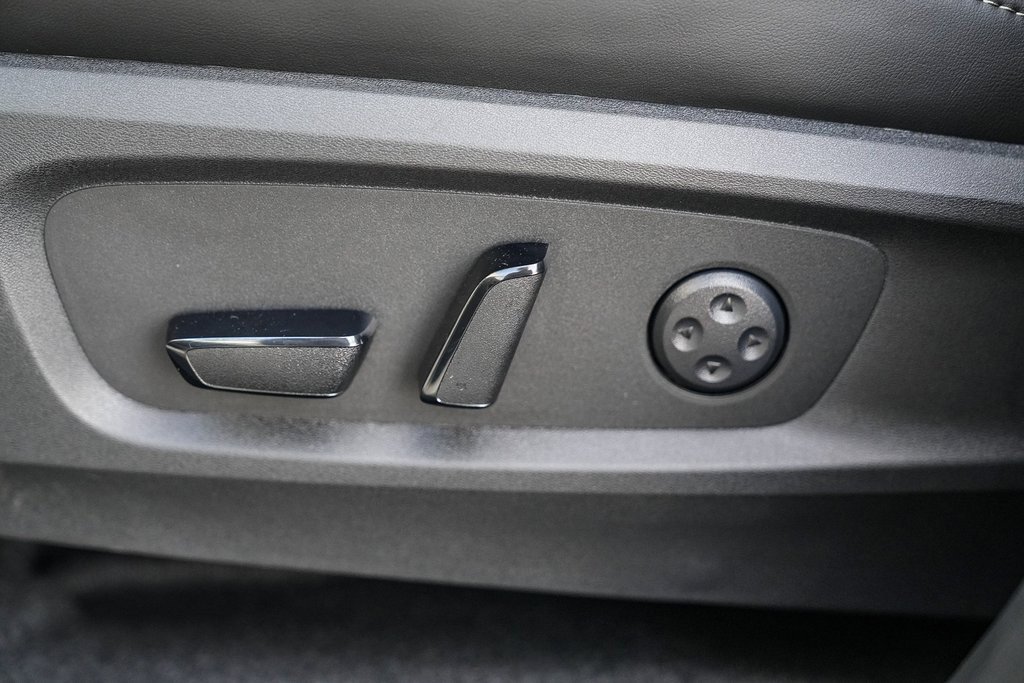 New 2026 INFINITI QX60 Sport image 21