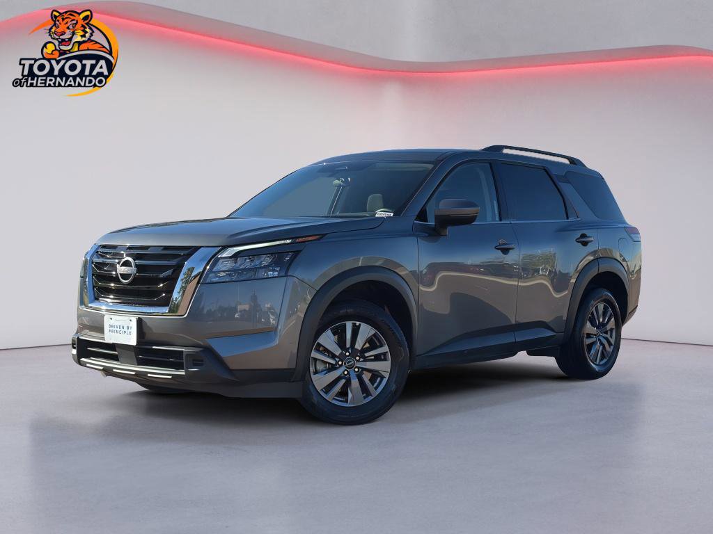 Used 2025 Nissan Pathfinder SV