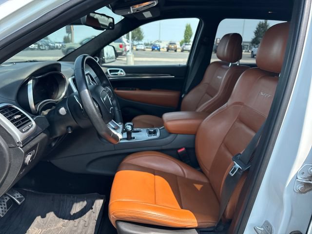 Used 2014 Jeep Grand Cherokee SRT8 w/ Luxury Group II AWD/4WD image 9