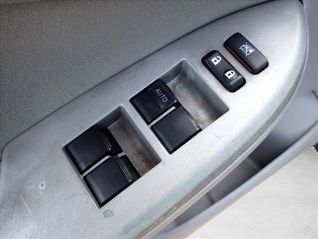 Used 2013 Toyota Corolla LE FWD image 10