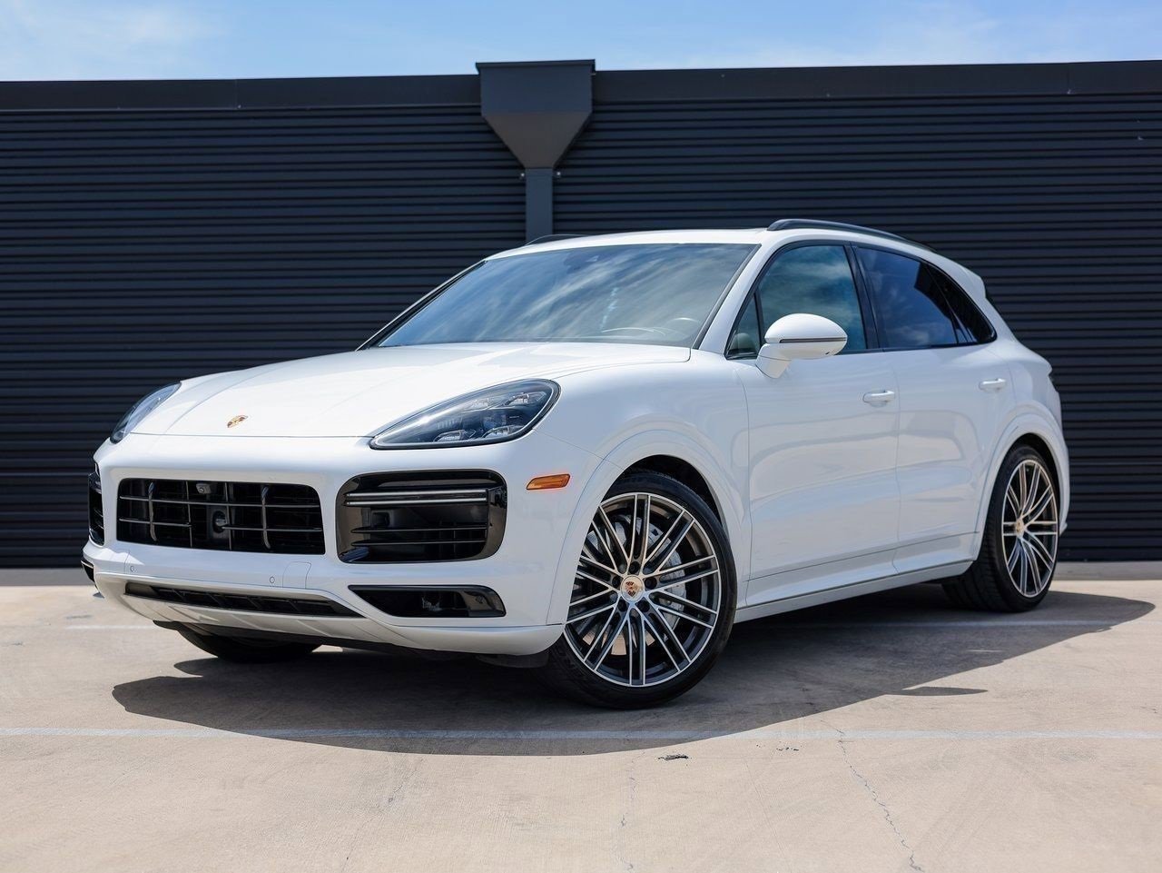 Used 2022 Porsche Cayenne Turbo