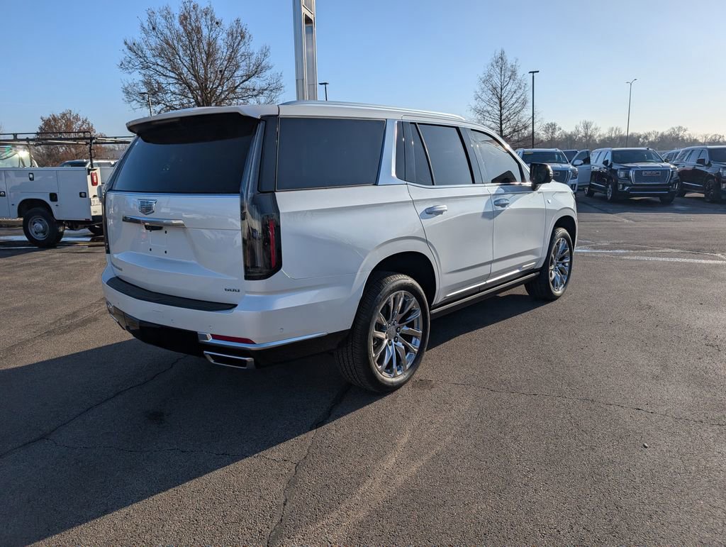 Certified 2025 Cadillac Escalade Premium Luxury w/ LPO, Radiant Package image 5