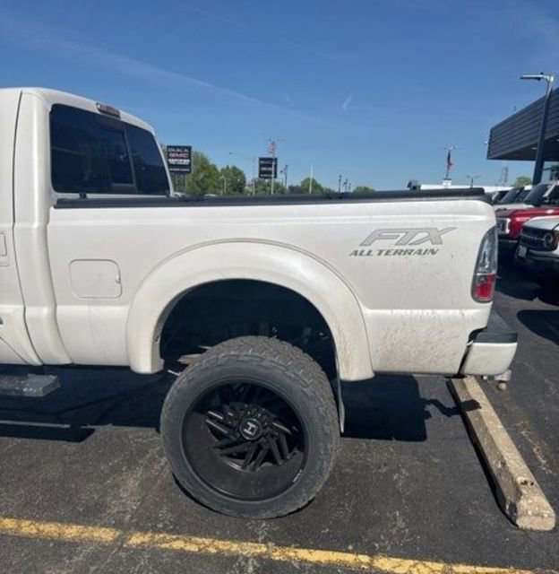 Used 2015 Ford F250 Lariat w/ Lariat Ultimate Package AWD/4WD image 6