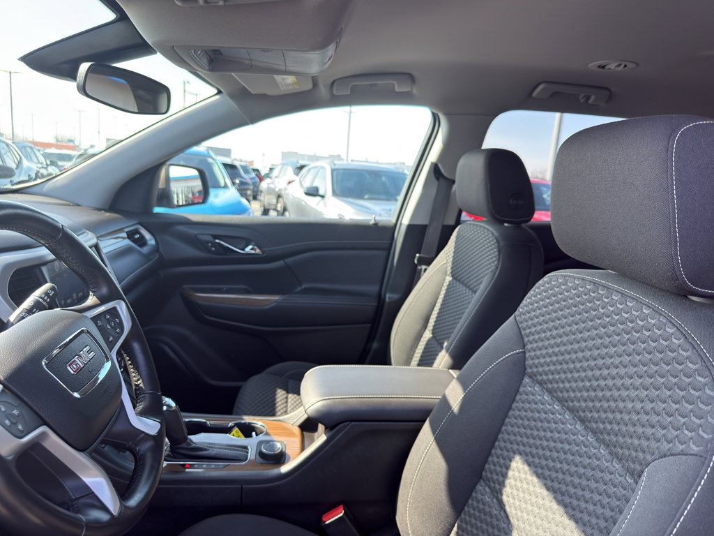 Used 2019 GMC Acadia SLE image 26