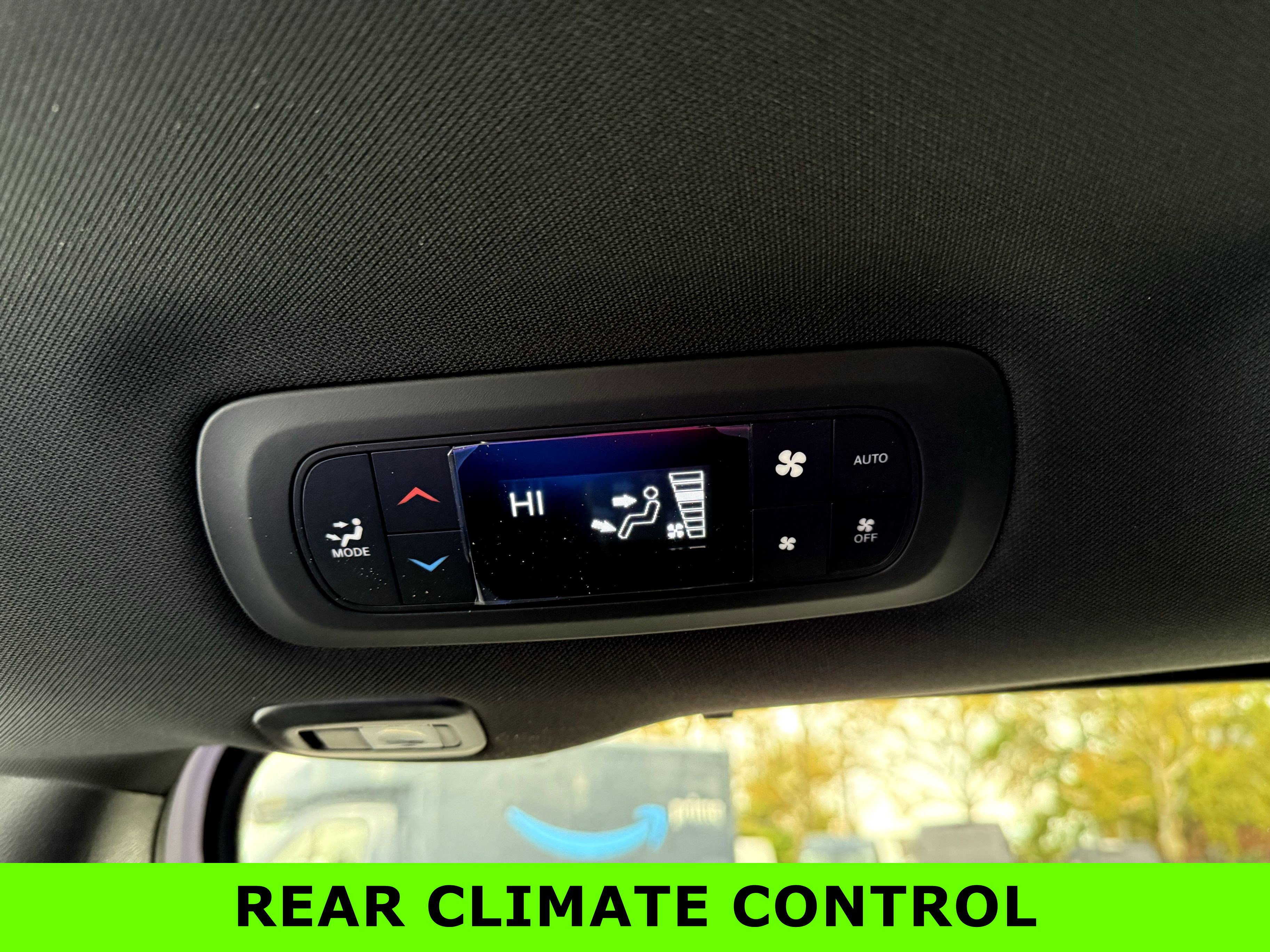 New 2026 Chrysler Pacifica Limited image 34