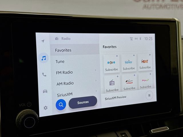 Used 2023 Toyota RAV4 XLE Premium image 15