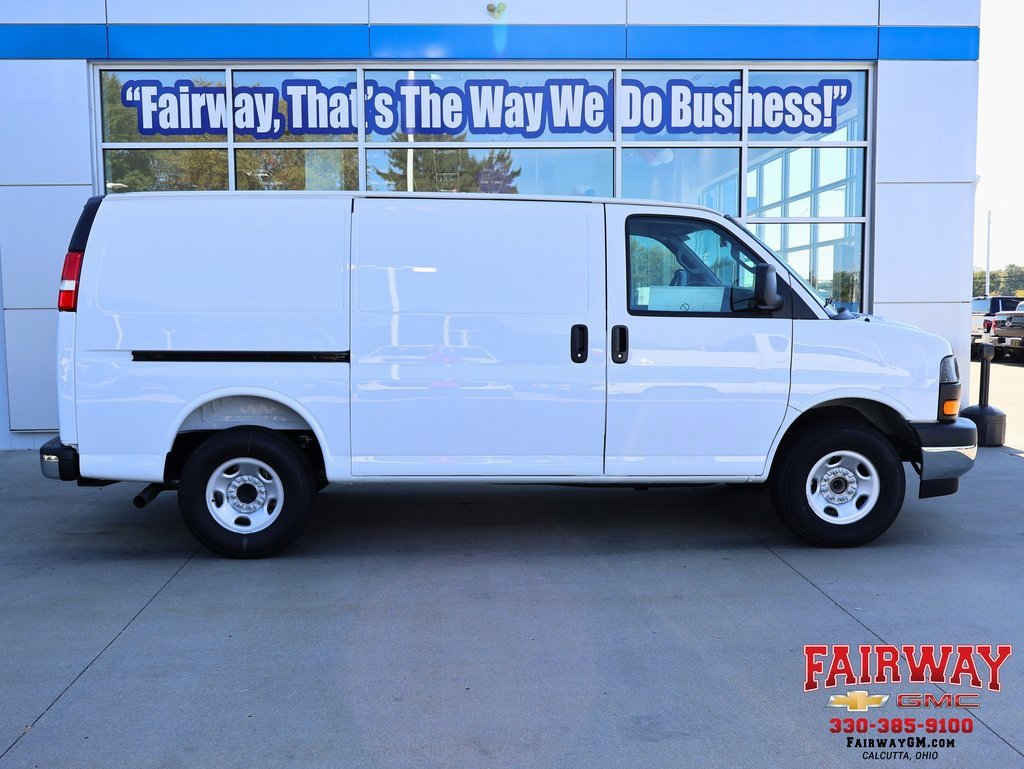 New 2025 GMC Savana 2500 w/ Enhanced Convenience Package