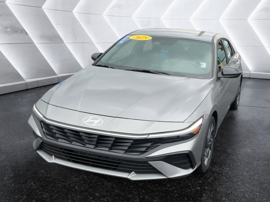 Certified 2025 Hyundai Elantra SEL