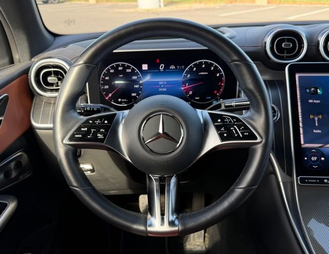 Used 2024 Mercedes-Benz GLC 300 4MATIC image 13