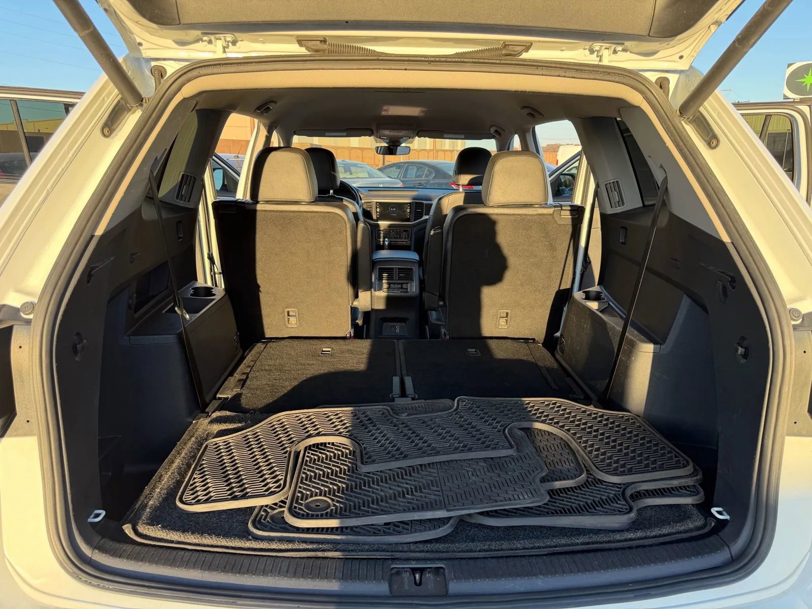 Used 2018 Volkswagen Atlas SE image 16