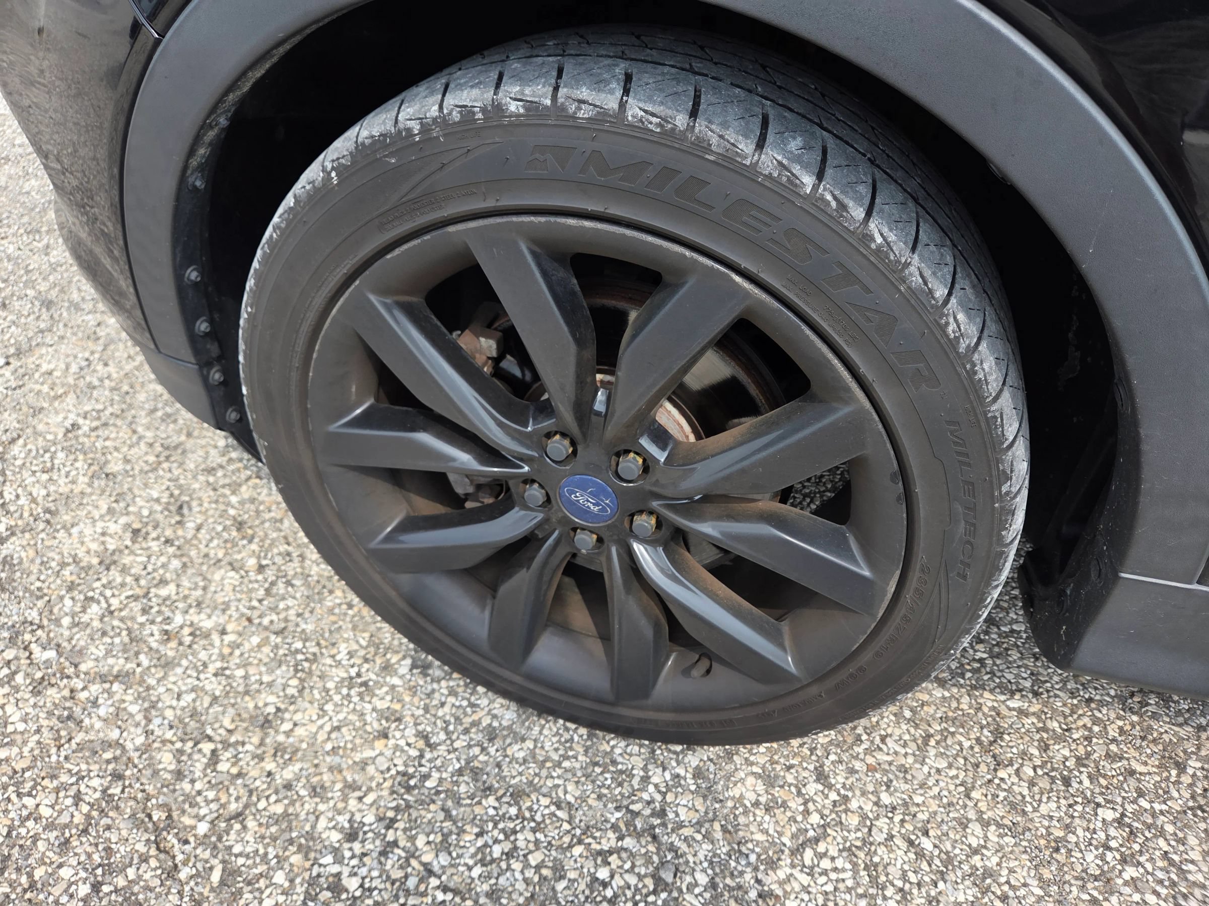 Used 2017 Ford Escape SE w/ Equipment Group 201A FWD image 8