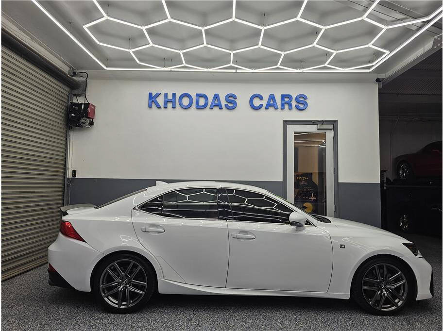 Used 2020 Lexus IS 350 F Sport w/ F Sport Package RWD image 5