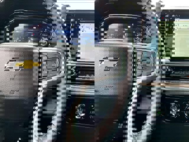 Used 2023 Chevrolet Silverado 1500 LT image 24