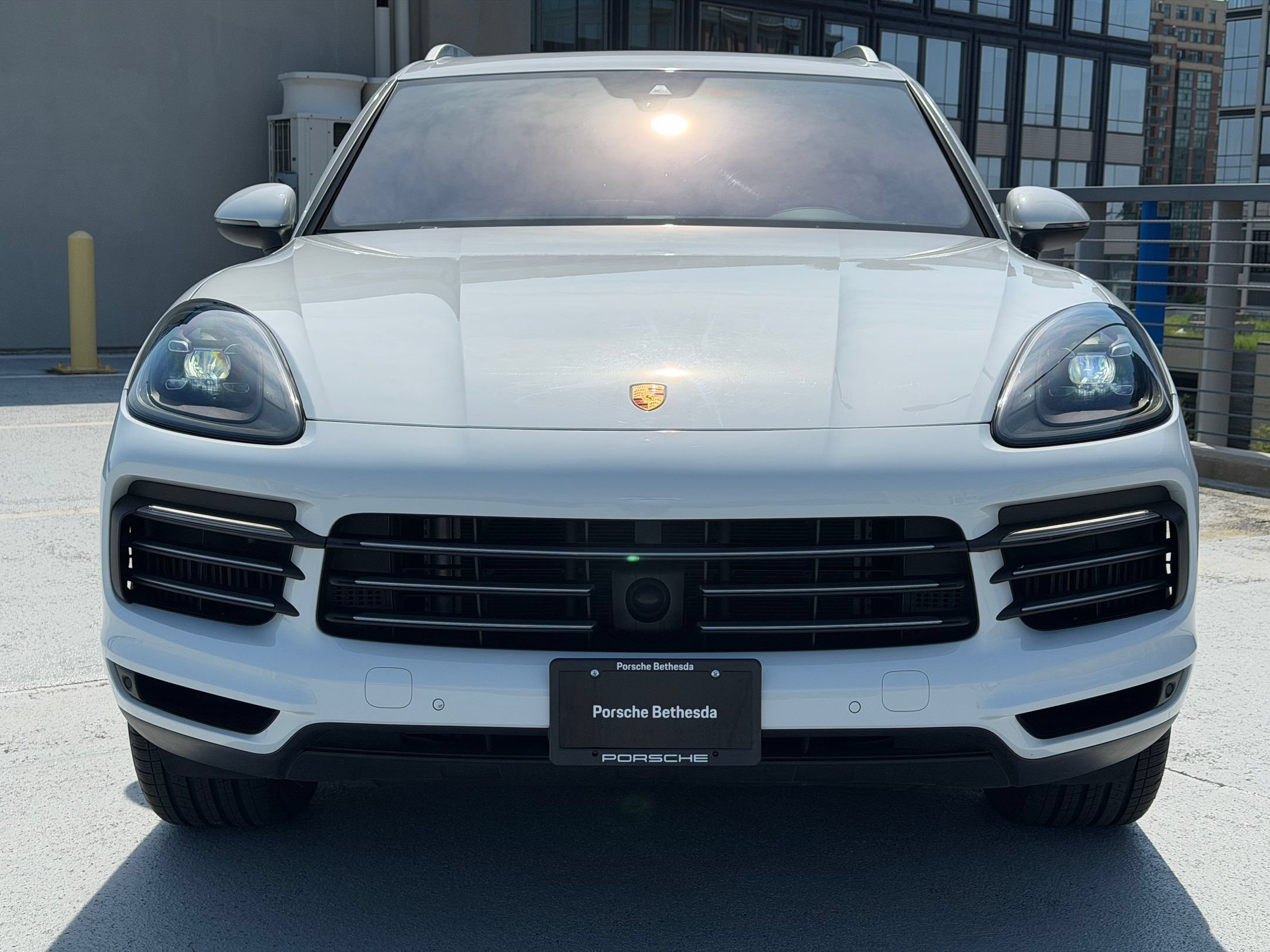 Certified 2023 Porsche Cayenne AWD/4WD image 6