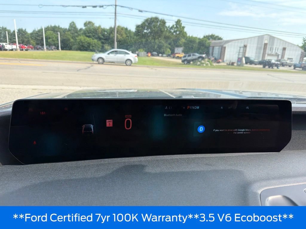 Used 2025 Ford Expedition Active AWD/4WD image 7