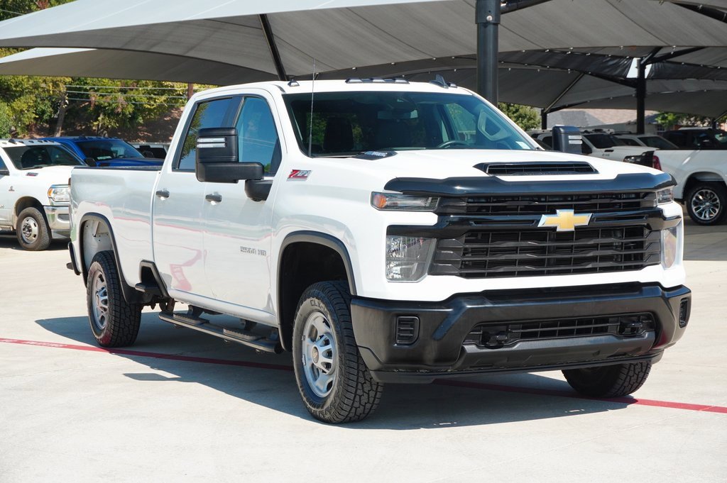 Used 2024 Chevrolet Silverado 2500 W/T image 6