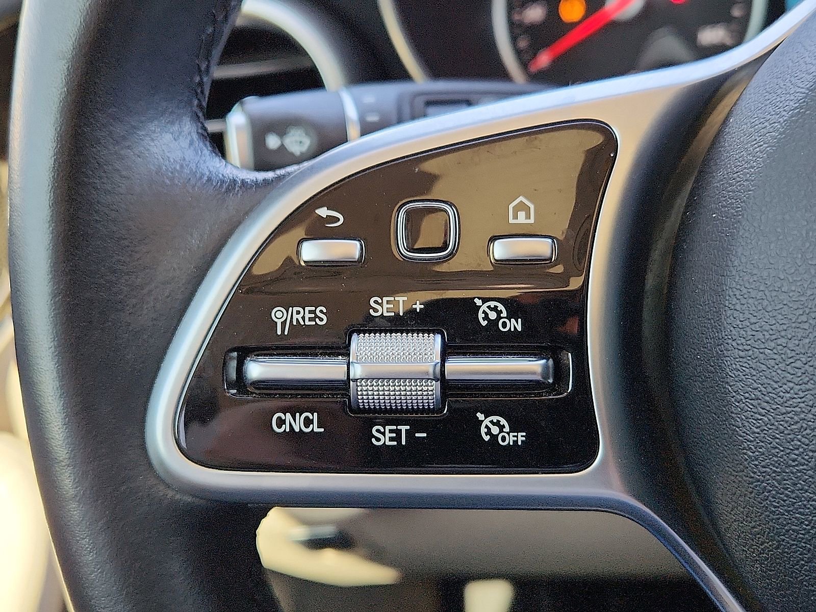 Used 2022 Mercedes-Benz GLC 300 image 14