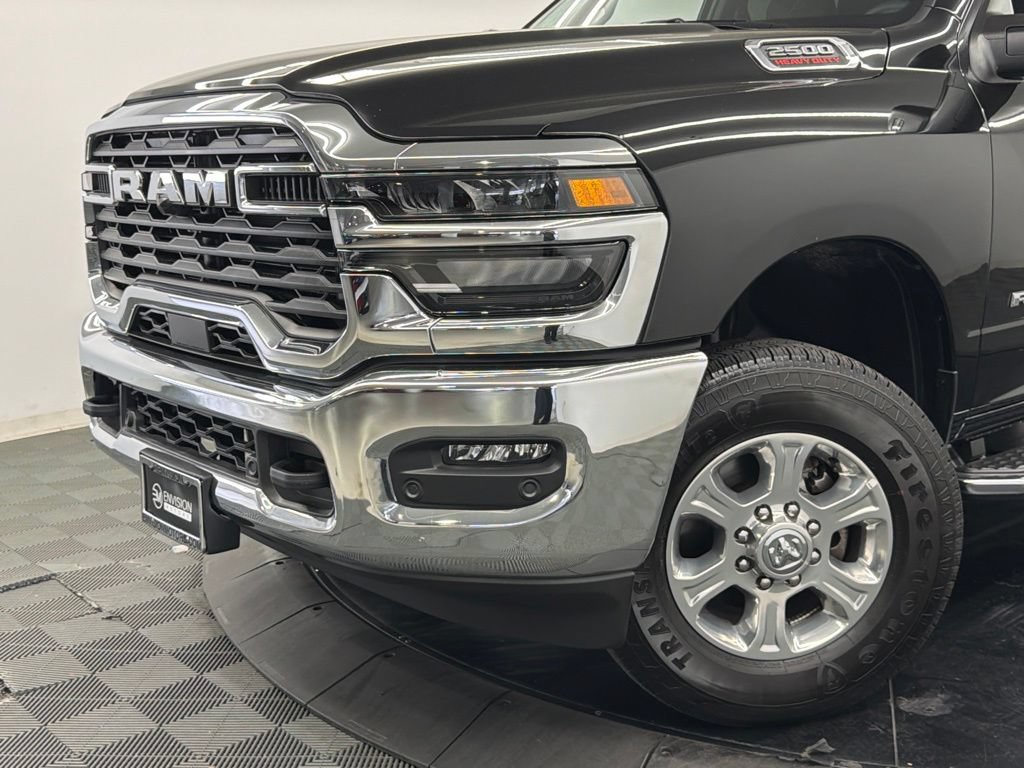 Used 2025 RAM 2500 Big Horn AWD/4WD image 4
