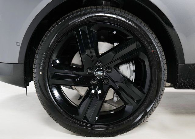 New 2026 Land Rover Discovery Dynamic SE AWD/4WD image 9