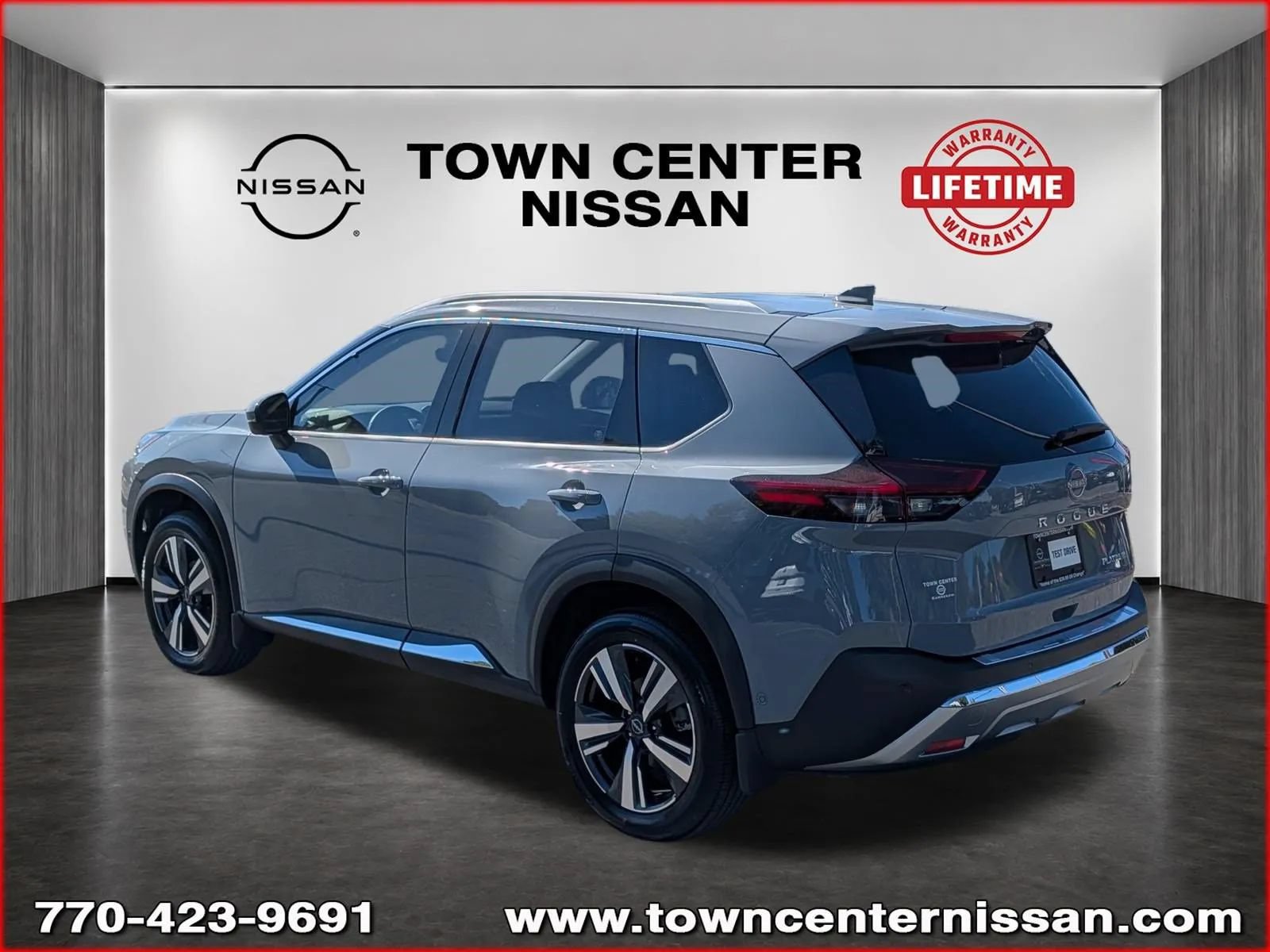 Used 2022 Nissan Rogue Platinum w/ Head-Up Display Package FWD image 5